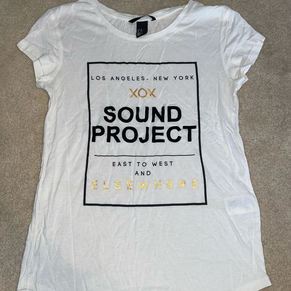 T-shirt